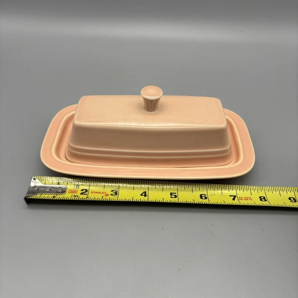 VINTAGE Fiesta, Fiestaware Apricot Covered Butter‎ Dish Unmarked